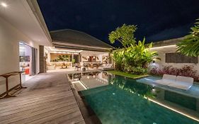 Villa Bima - 3 Bedroom Villa In Seminyak